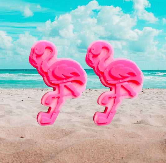 Pink grapefruit and vanilla flamingos