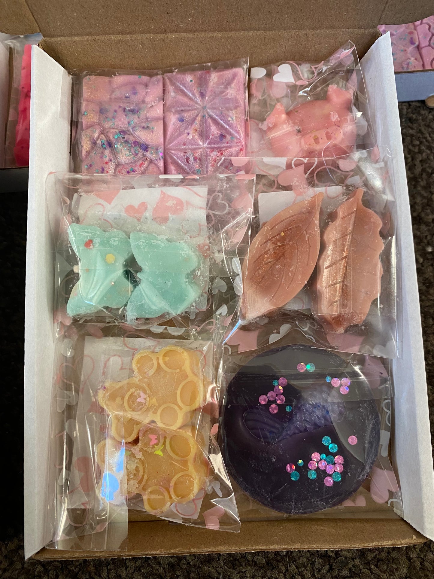 Bargain sample boxes