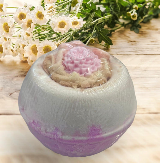 Flower top round bath bomb