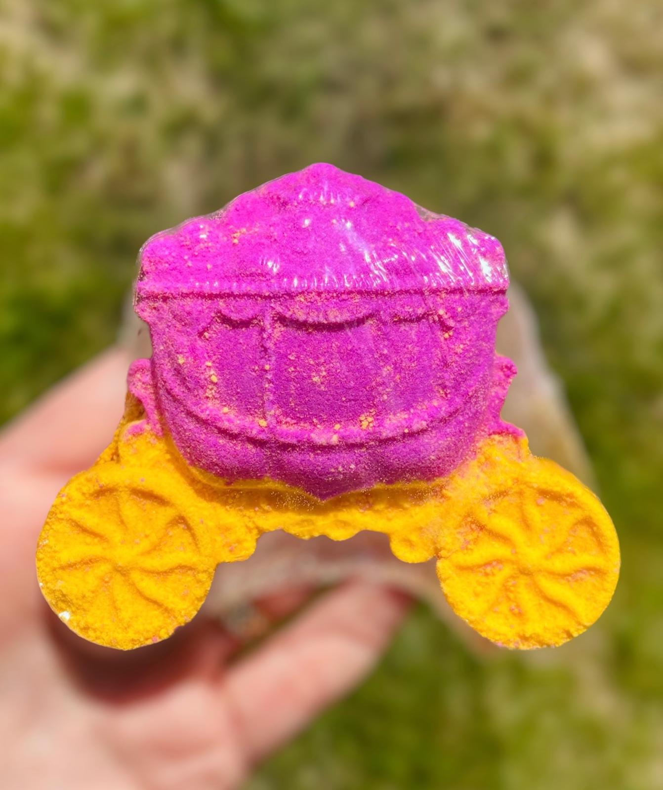 Princess carriage bath bomb