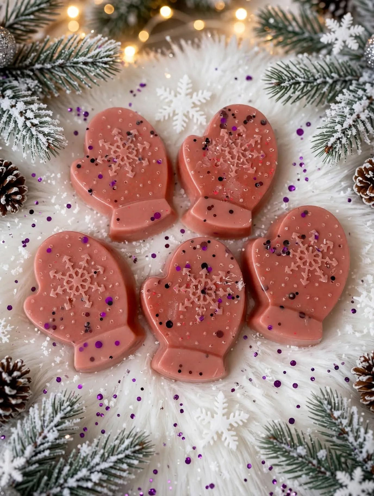 Saffron & Frankincense mitten