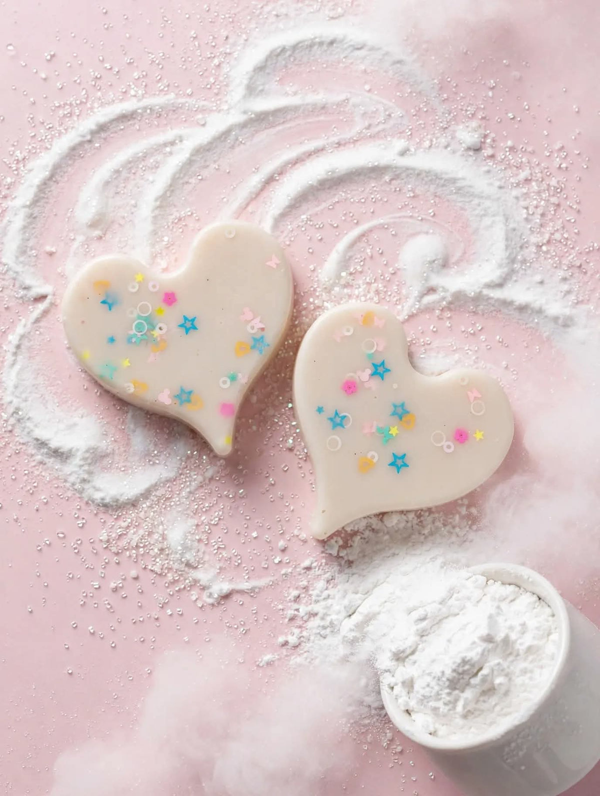 Icing sugar heart