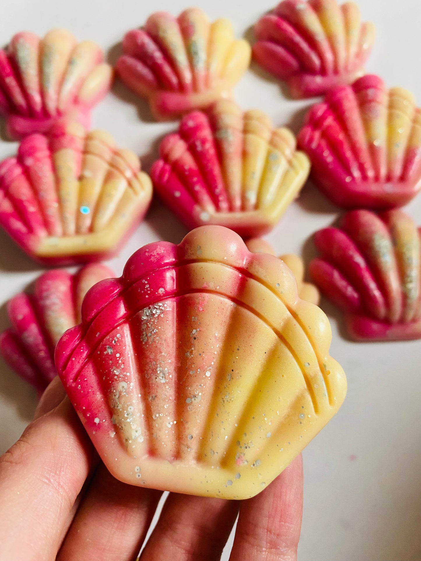 Banana berry smoothie shells